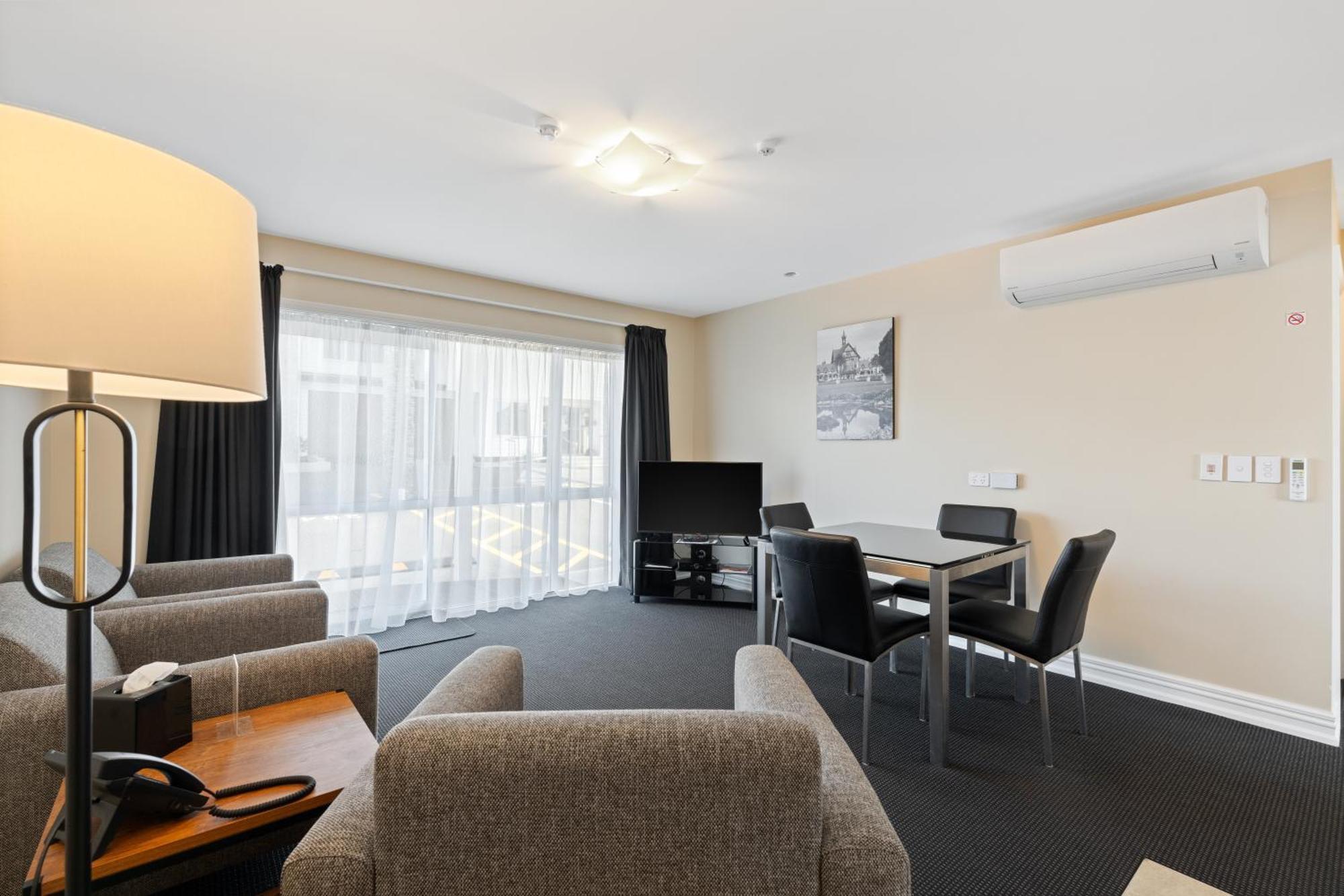 Newina Rotorua Hotel Ngoại thất bức ảnh
